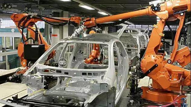 發達國家為什么重視機器人產業發展？