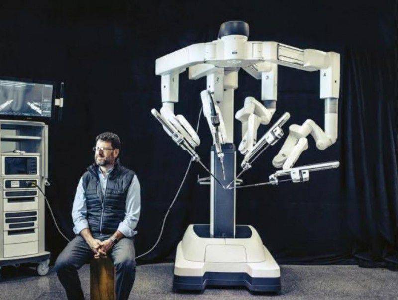 統治世界20年的醫療神器達芬奇機器人遭遇強勁對手