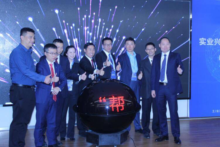新一代HQ系列機械手誕生，拓斯達實業興幫加速智能制造
